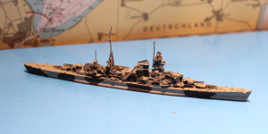 Kreuzer "Admiral Hipper" getarnt (1 St.) D 1944 Neptun NT 1032